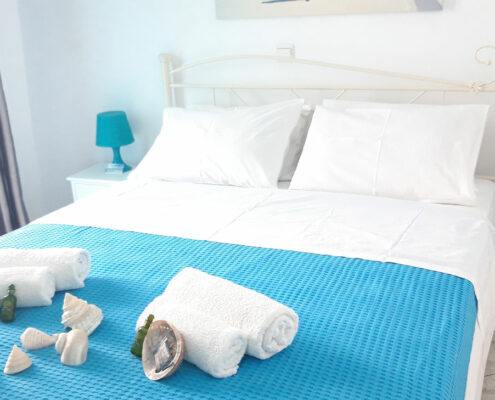 Δίκλινο δωμάτιο Deluxe με θέα στη θάλασσα Δίκλινο δωμάτιο Deluxe με θέα στη θάλασσα