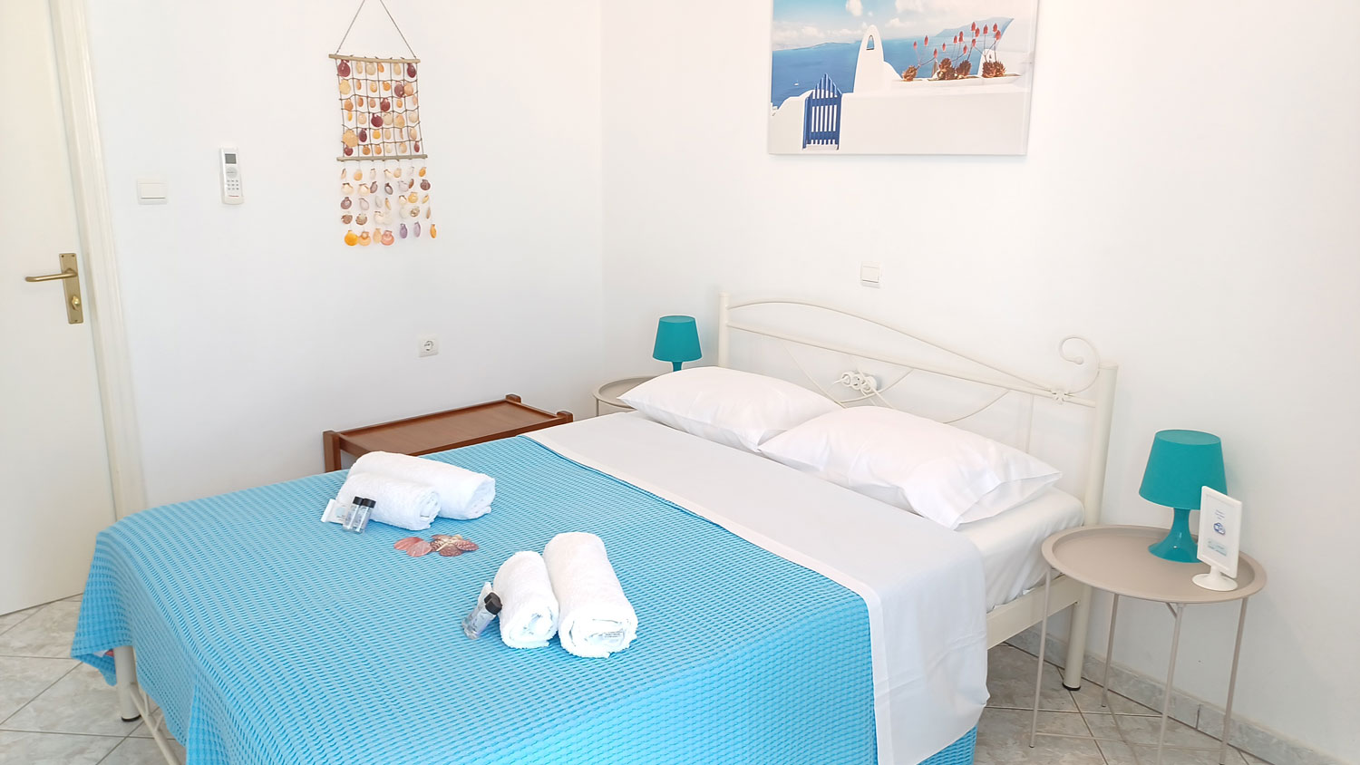 Δίκλινο δωμάτιο · Πλευρική θέα στη θάλασσα Δίκλινο δωμάτιο · Πλευρική θέα στη θάλασσα