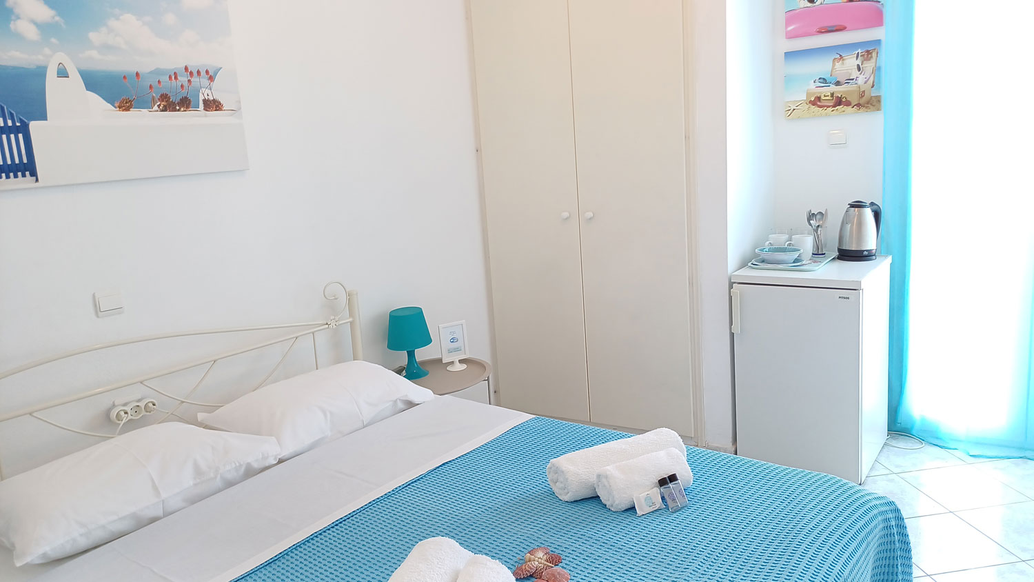 Δίκλινο δωμάτιο · Πλευρική θέα στη θάλασσα Δίκλινο δωμάτιο · Πλευρική θέα στη θάλασσα