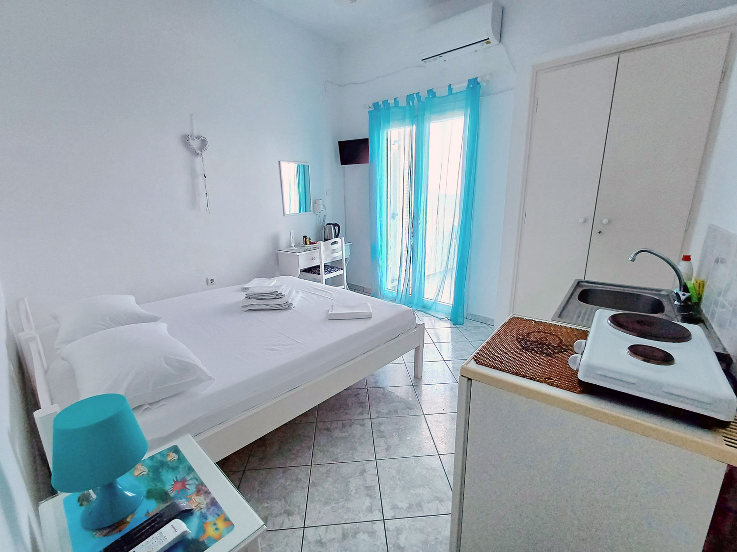 Δίκλινο / Δίχωρο Δωμάτιο με Μπαλκόνι και Θέα στη Θάλασσα Δίκλινο / Δίχωρο Δωμάτιο με Μπαλκόνι και Θέα στη Θάλασσα