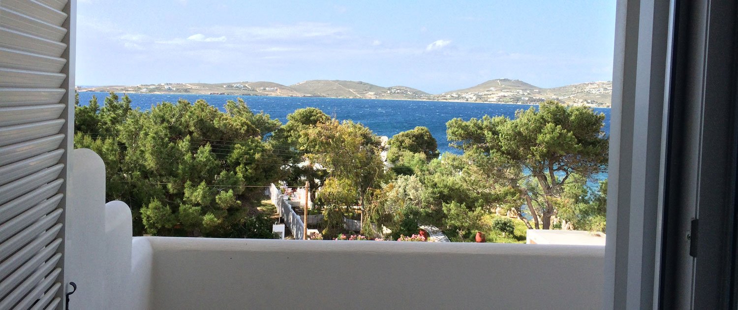 Paros Rooms Dora balcony overlooking the sea