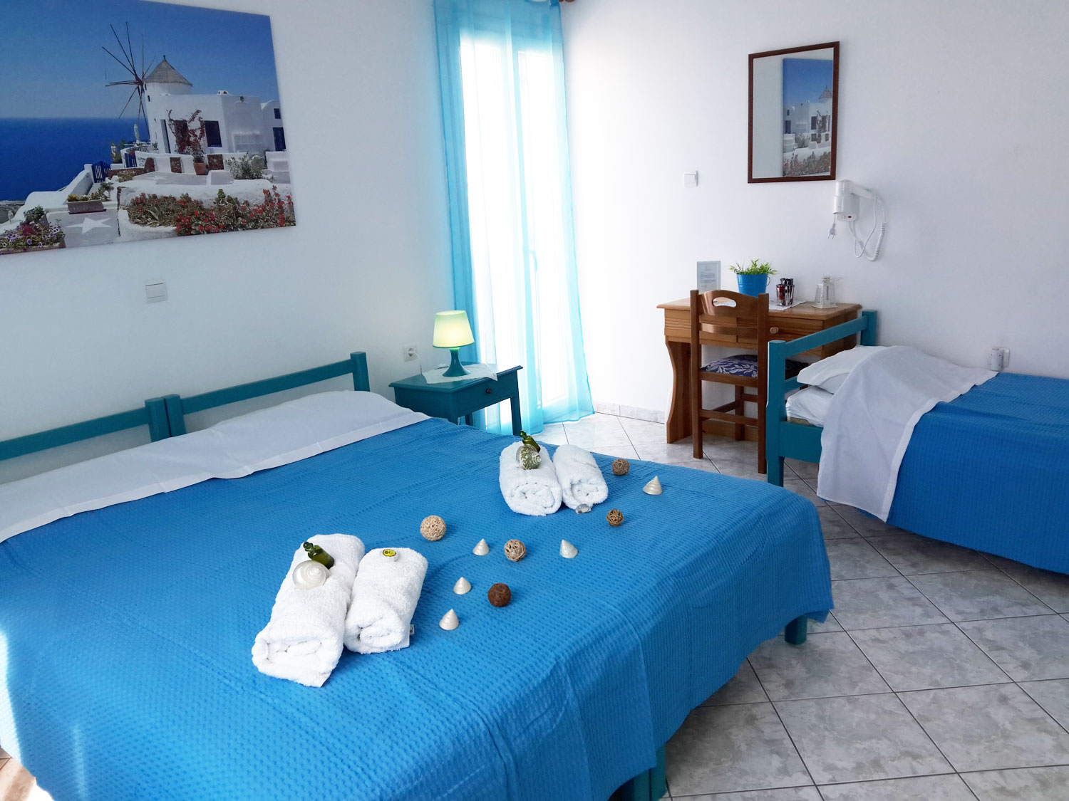 Τρίκλινο Δωμάτιο με θέα στον Κήπο